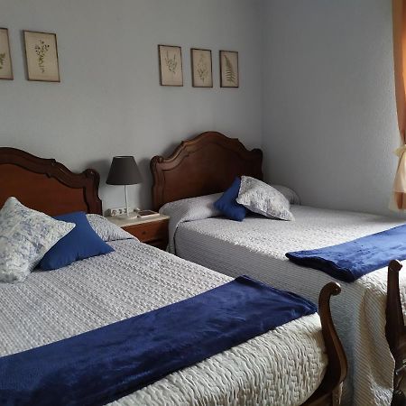 Casa Rural Villa De Ambel Екстериор снимка